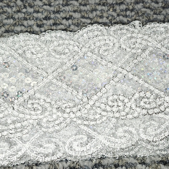 Silver Lace Trim Sequinned Ribbon Vintage Decorative DIY Craft 8 Yards - Picture 2 of 3